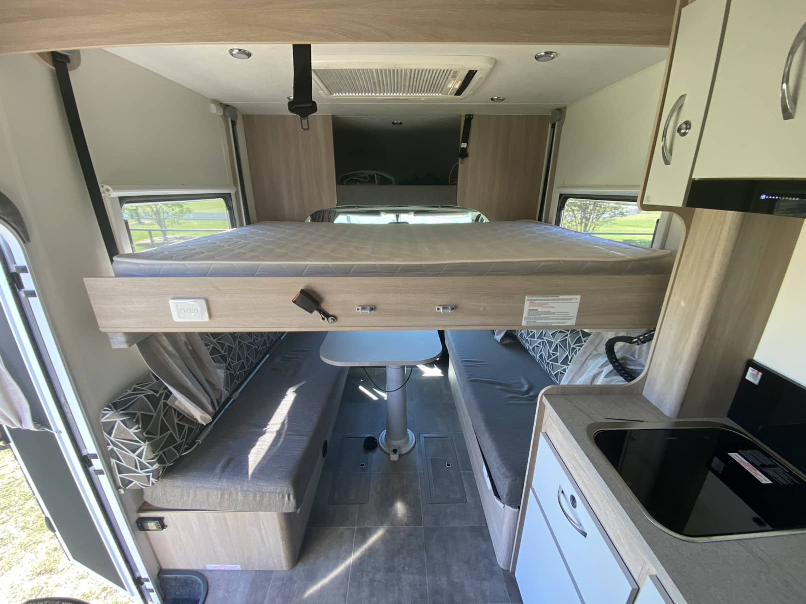Jayco Freedom RM205 ELECTRIC BED COMPACT Open Road Motorhomes